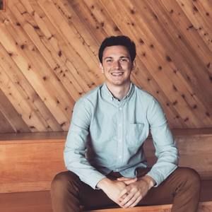 Meet your Posher, Troy